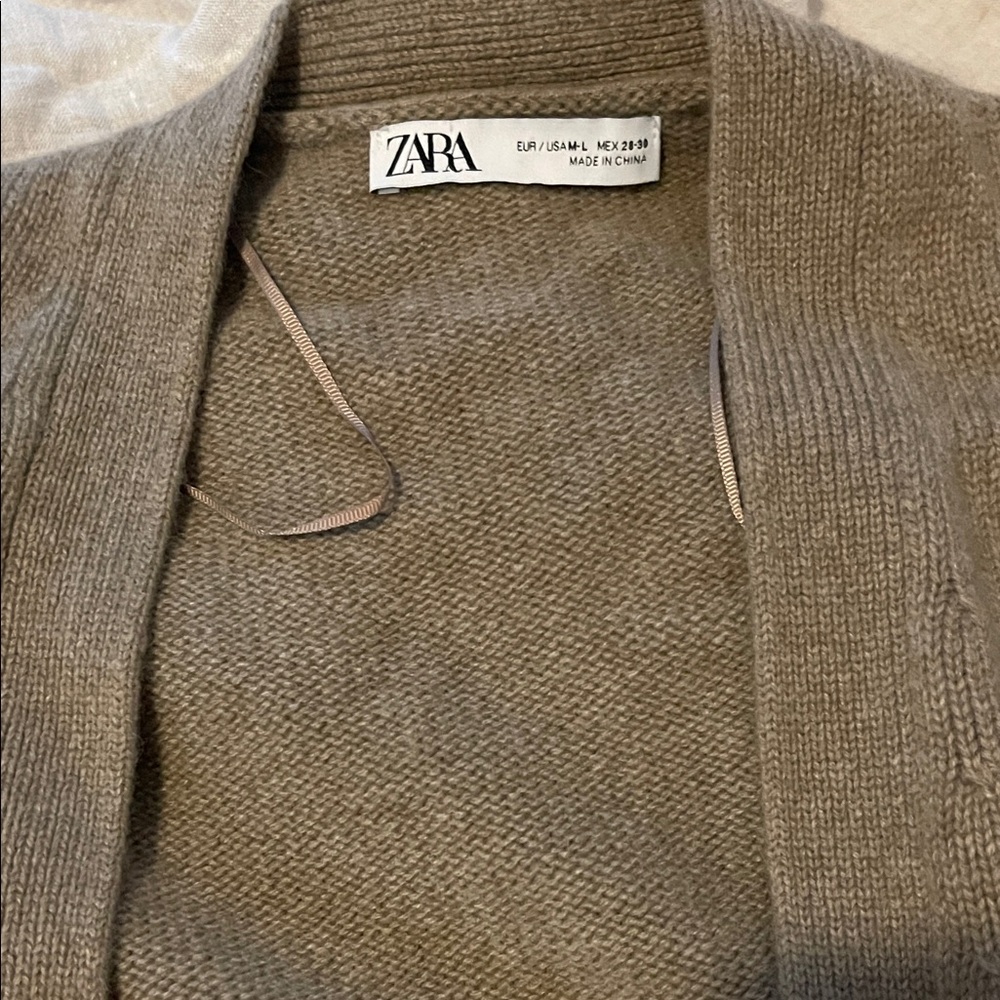 Zara Women's 100% cashmere wrap cardigan